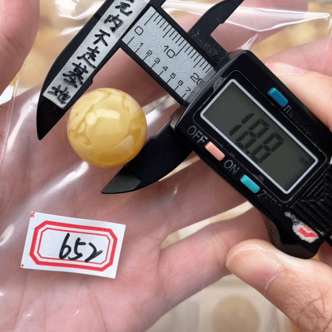 蜜蜡裸石未镶嵌l****e蜜蜡