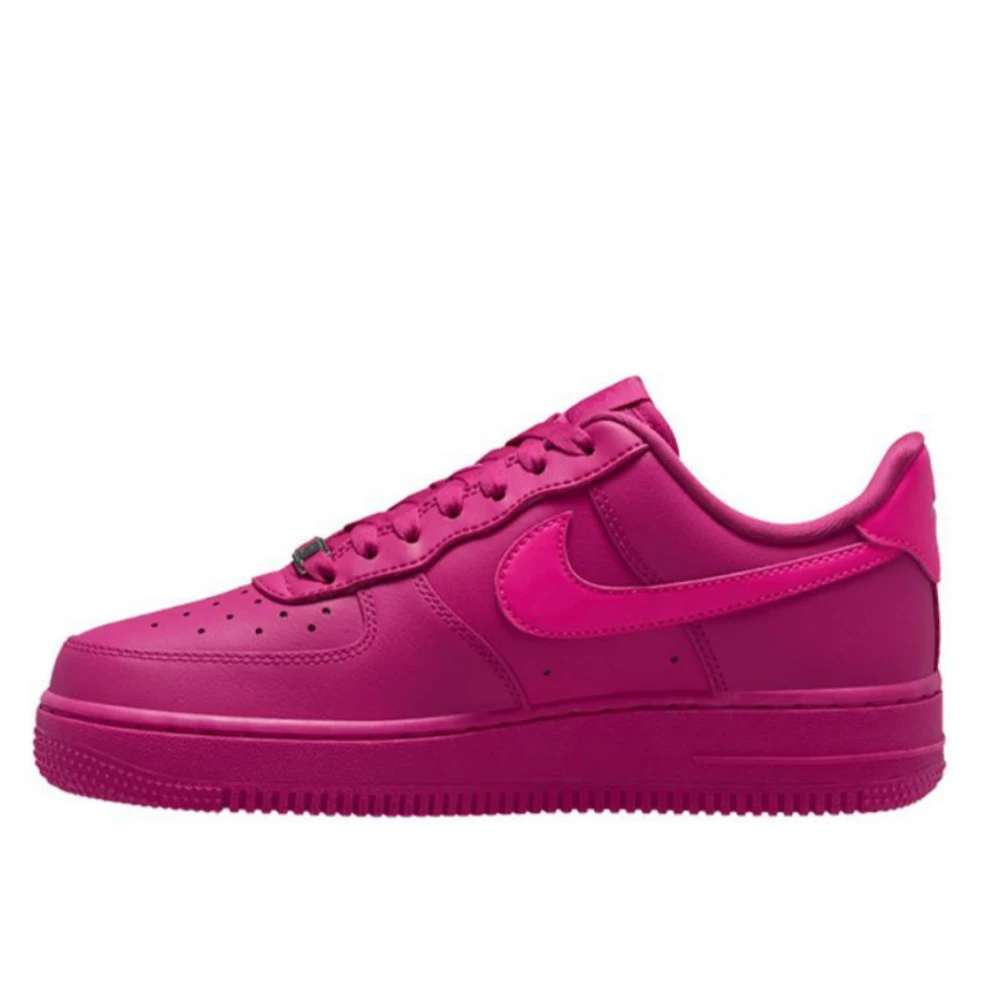 Nike/耐克耐克女款Air Force 1 空军一号低帮休闲板鞋DD8959-600