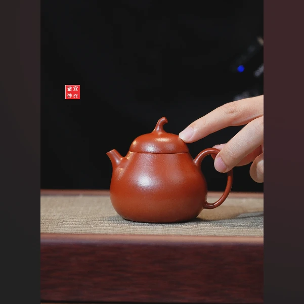 【闪购商品】茄瓜D朱泥家用紫砂壶Z882