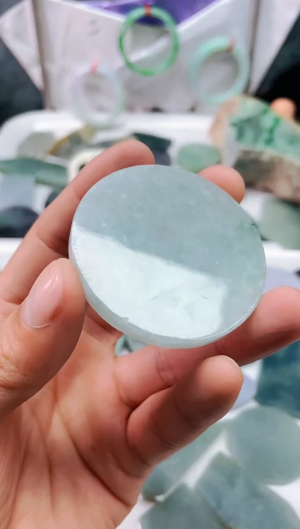 【闪购商品】翡翠颈饰未镶嵌翡翠
