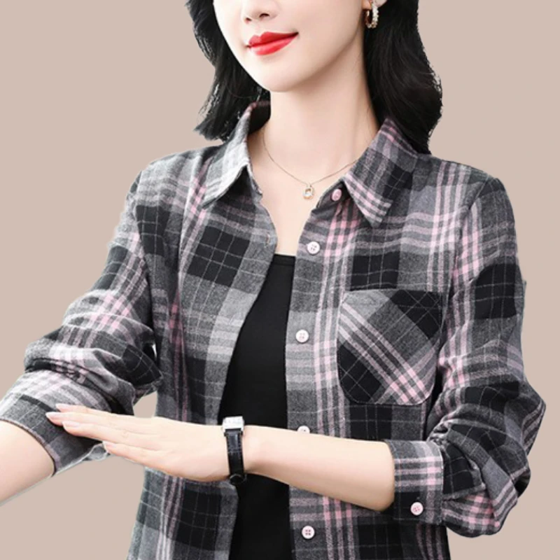 格子衬衫女春秋中长款2024新款春装中年妈妈长袖洋气上衣休闲外套