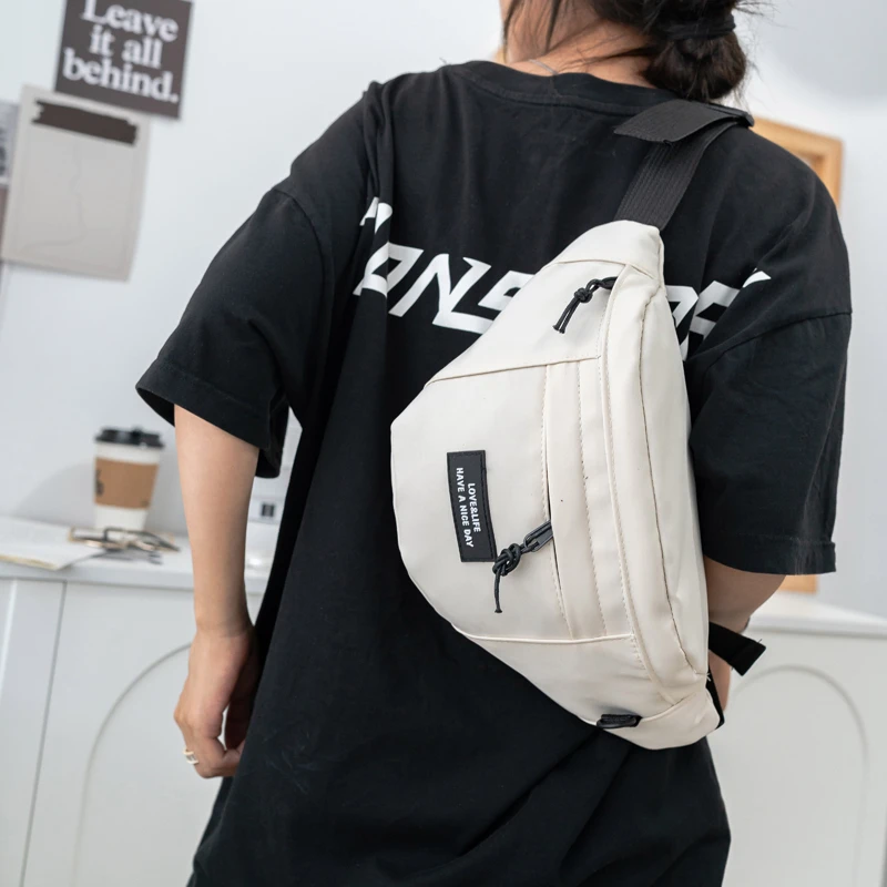 大容量胸包男ins潮牌日系简约单肩背包女学生百搭休闲工装斜挎包