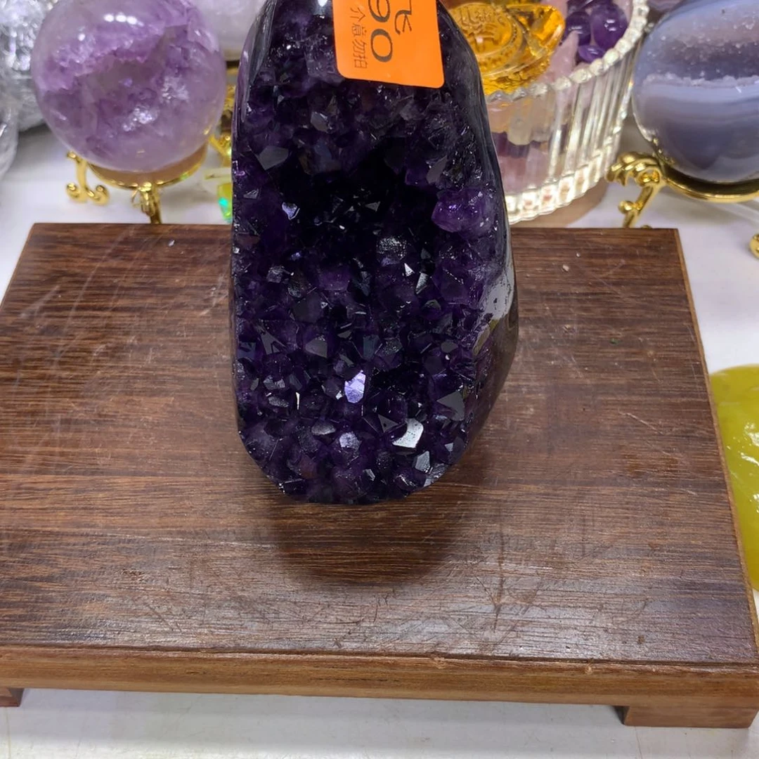 紫晶大型摆件（非配饰）未镶嵌