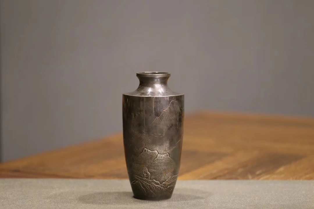 手工银花瓶 名家:美方刻 高20.5cm 直径10cm 重406克家用纯手工