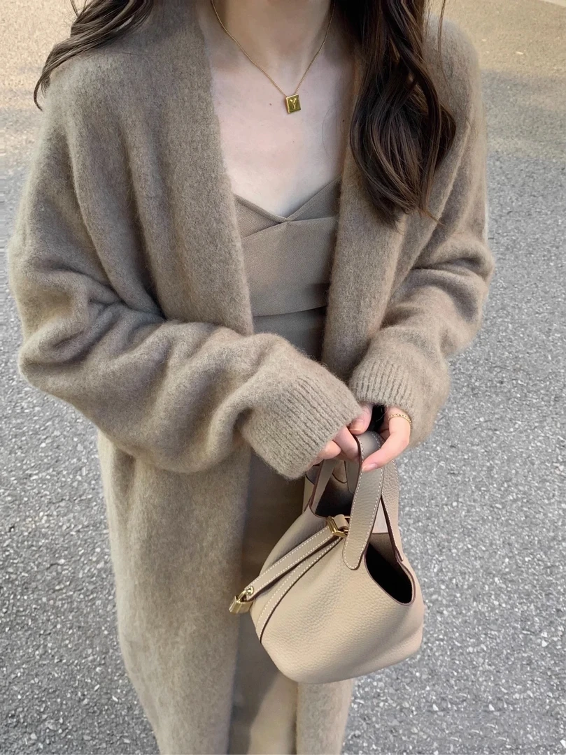 G934慵懒感秋冬季过膝中长款针织开衫女宽松软糯温柔纯色毛衣外套