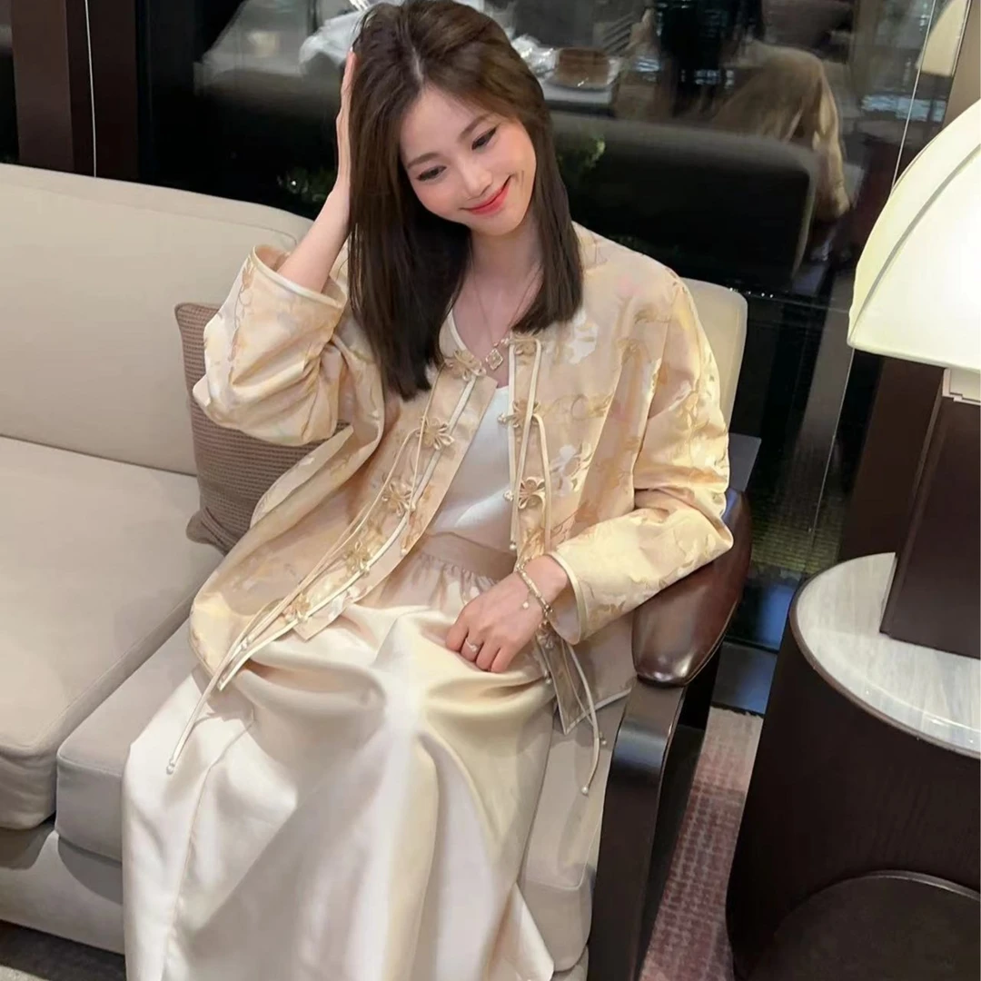 “秋之舞”浅香槟色蝴蝶妆花罗外套FF22127