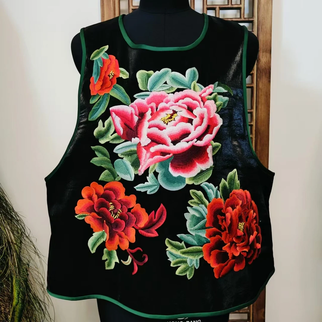 凤徕兮私人定制黑底牡丹双面刺绣圆领马甲（LS317）