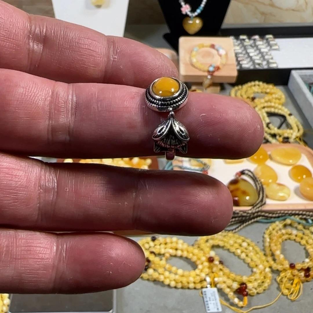 【闪购商品】琥珀裸石未镶嵌