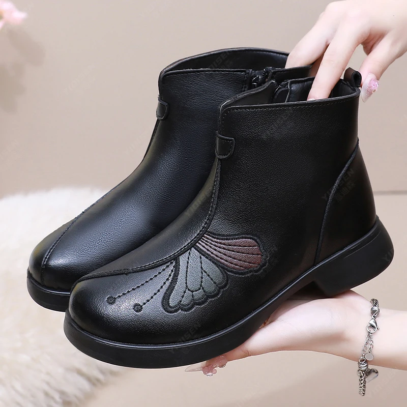 意迪森妈妈棉鞋冬季软底圆头加绒保暖女鞋防滑中老年皮面短靴皮鞋