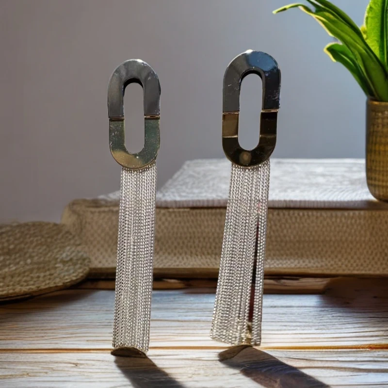 铜合金耳饰 FKF623E4S114657-10158 轻奢气质流苏耳钉