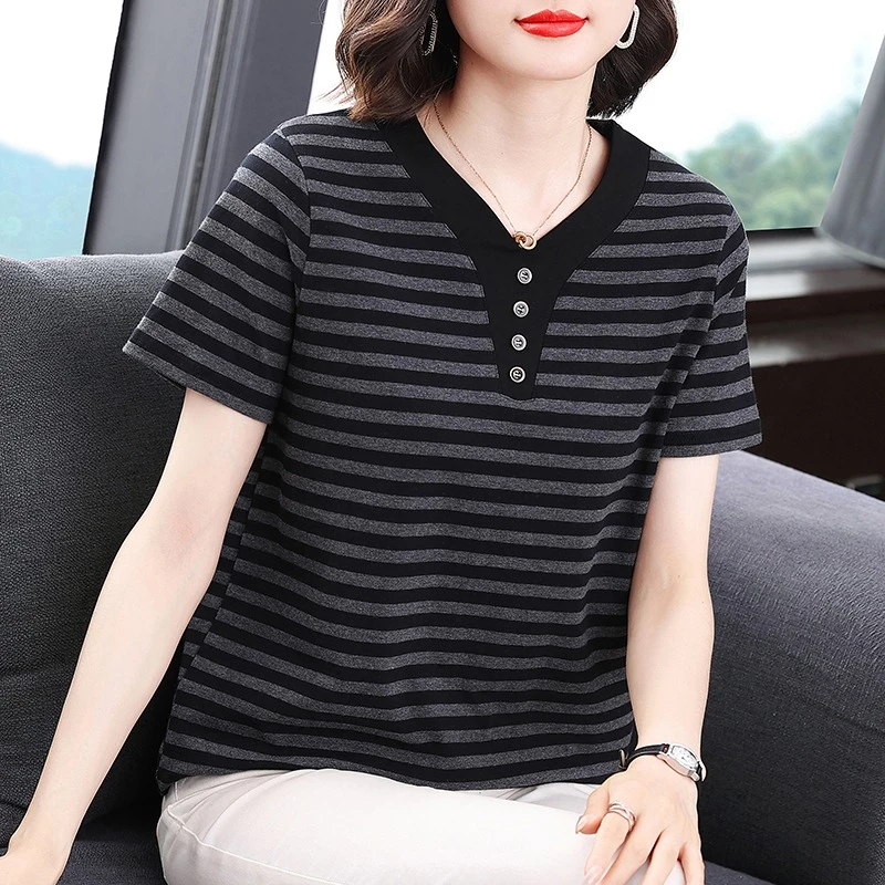 妈妈条纹纯棉短袖t恤女2025夏装新款宽松洋气中年大码遮肚子上衣