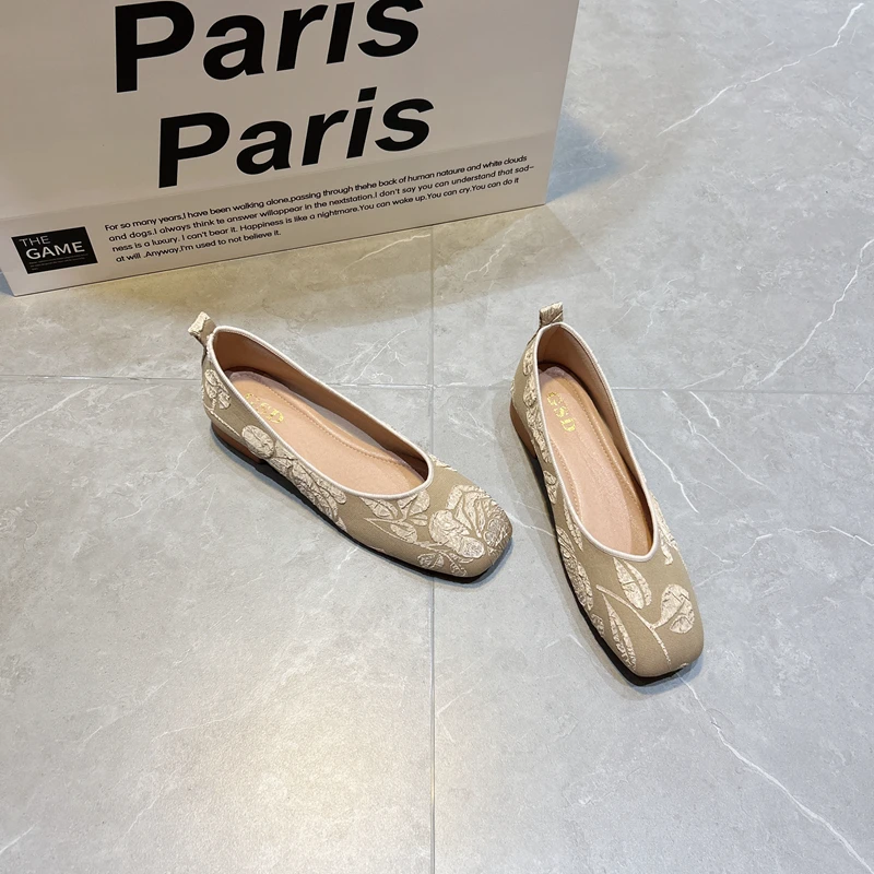 古风刺绣低跟单鞋女2024年新款优雅配旗袍鞋子粗跟新中式豆豆鞋41