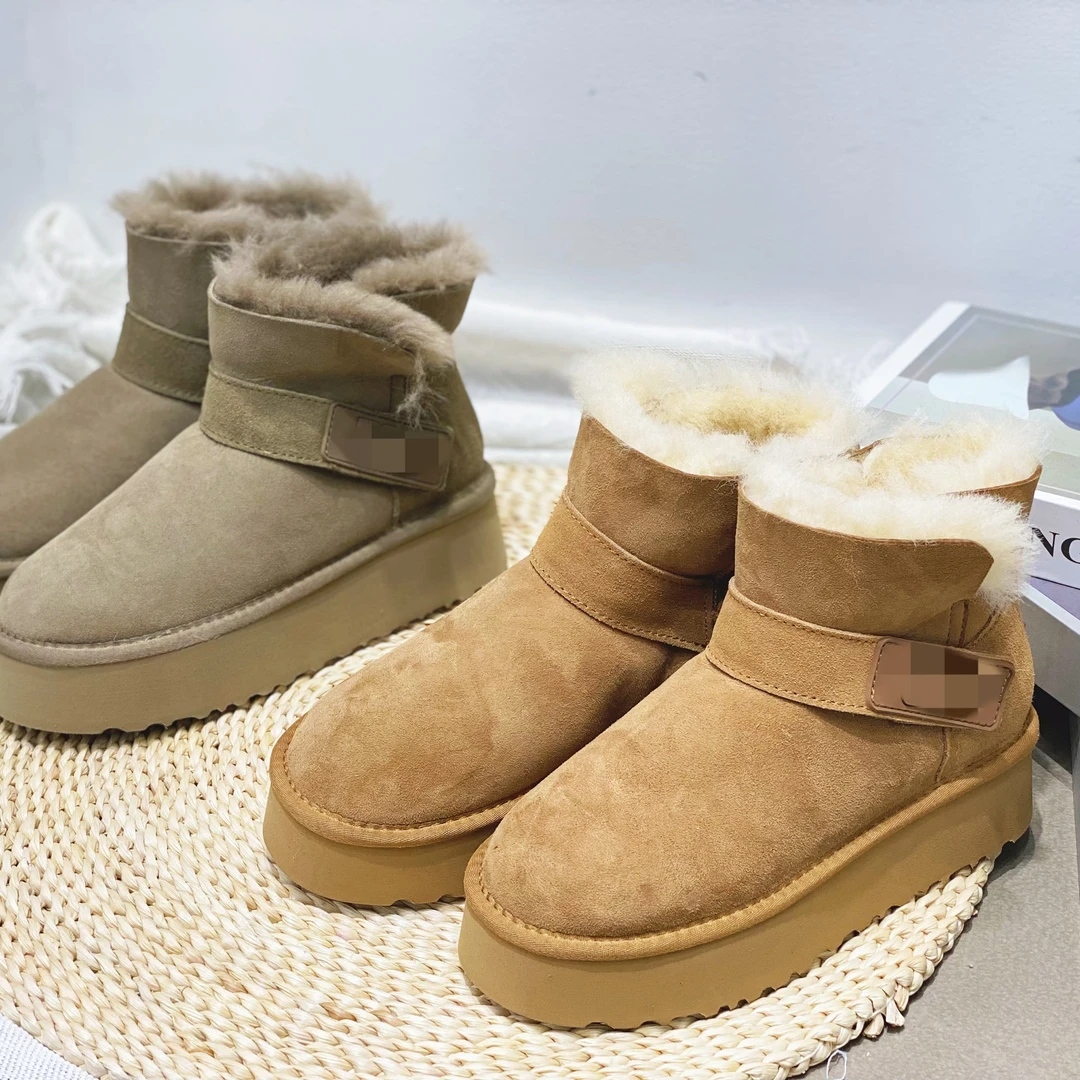 Kawawa 带标羊皮毛一体秋冬魔术贴棉鞋圆头厚底保暖舒适雪地靴女