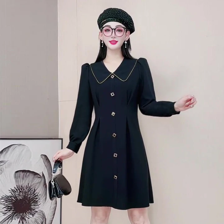 春秋连衣裙高级感新款大码女装赫本风打底内搭裙子显瘦气质复古