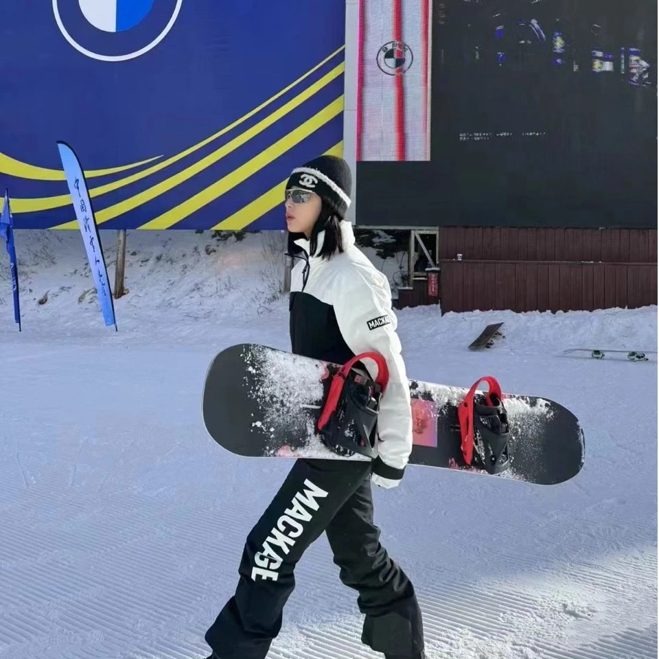 99新  小花6娜 MACKAGE 滑雪系列 HALEN连体羽绒服