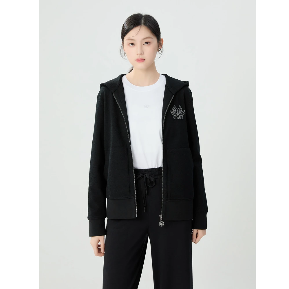 GIRDEAR/哥弟哥弟龙头立体章仔绣拉链带帽卫衣1400801