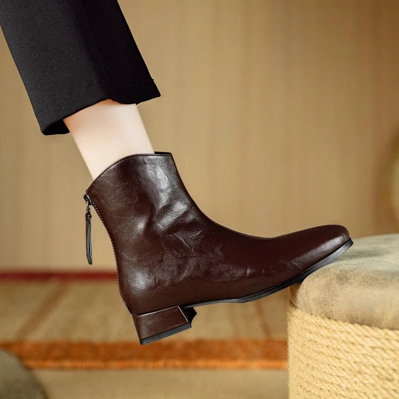 粗跟中跟法式复古大码短靴女低跟休闲马丁靴百搭显瘦后拉链女鞋