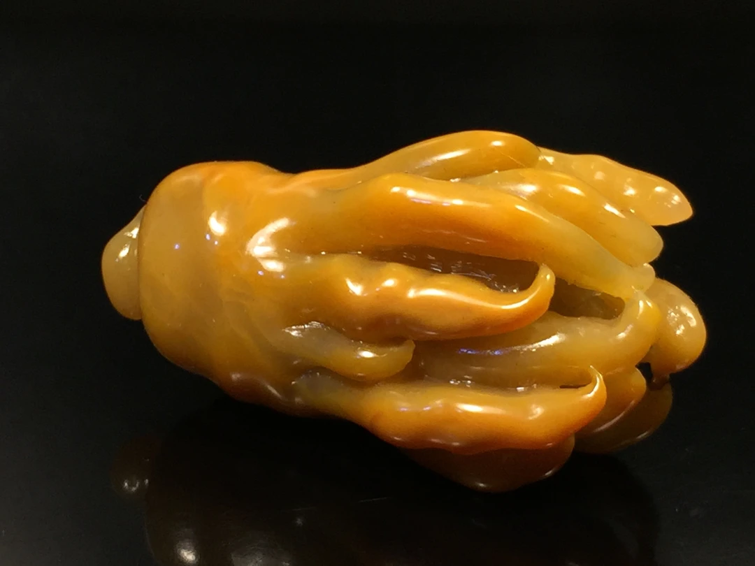 结缘后会绑好手玩件专用绳子！ 精品老矿北部田黄 佛手 把玩件！