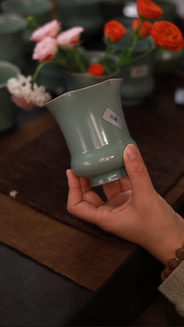【闪购商品】杯0106微瑕粉青仿古梅花水盂
