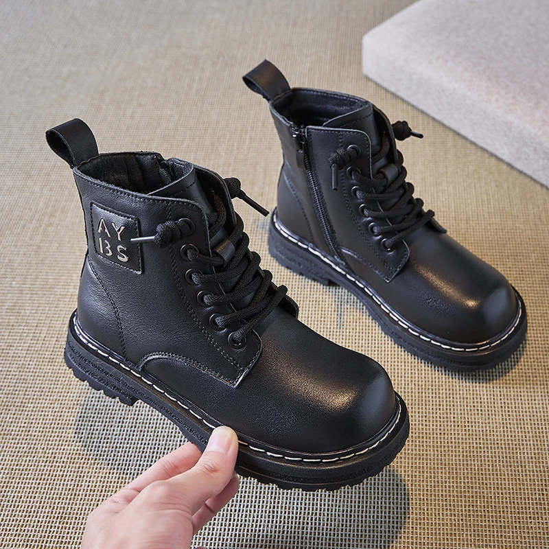 儿童头层牛皮马丁靴2024新款男童儿童短靴女童秋冬靴子真皮防臭鞋