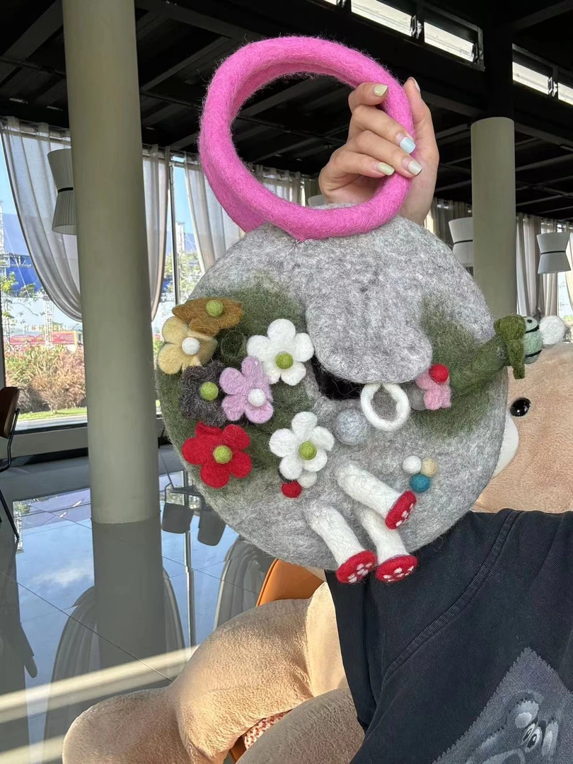 尼泊尔手工包包原创毛毡立体爆款手提包休闲时尚