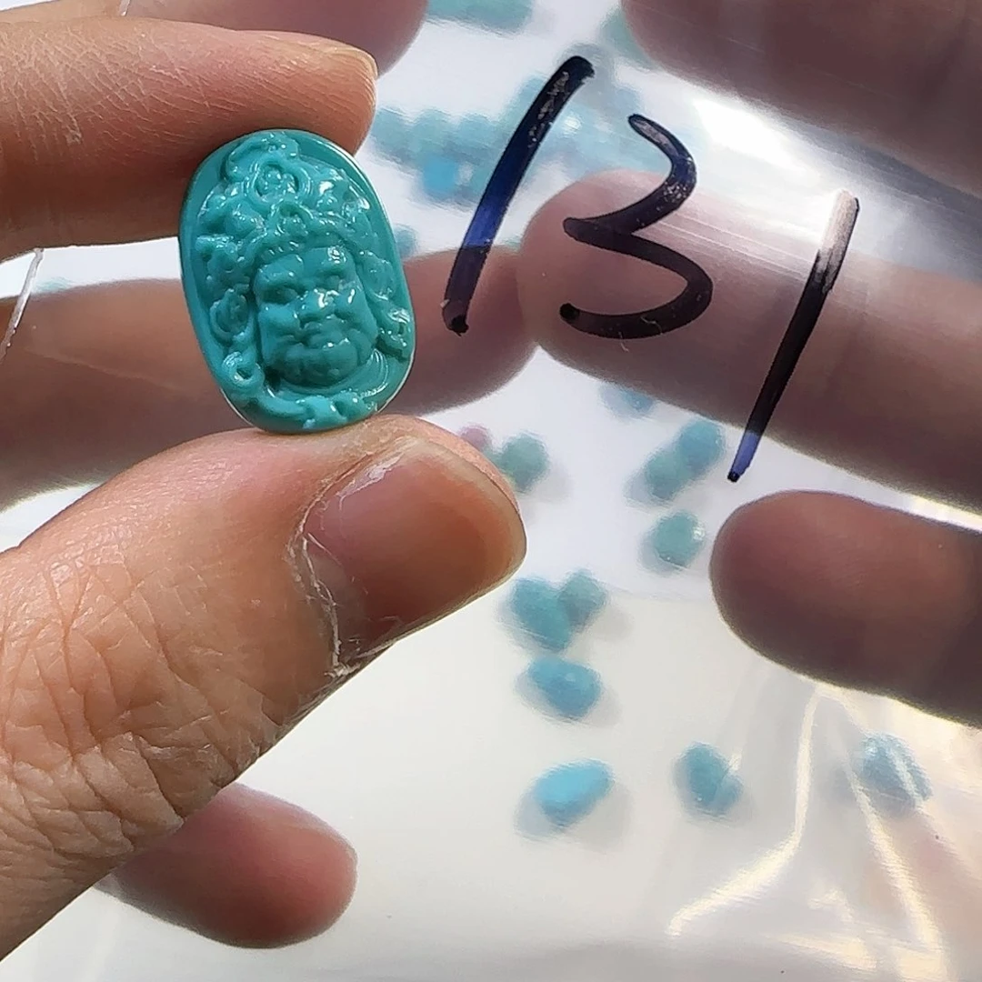 绿松石配饰全部未镶嵌