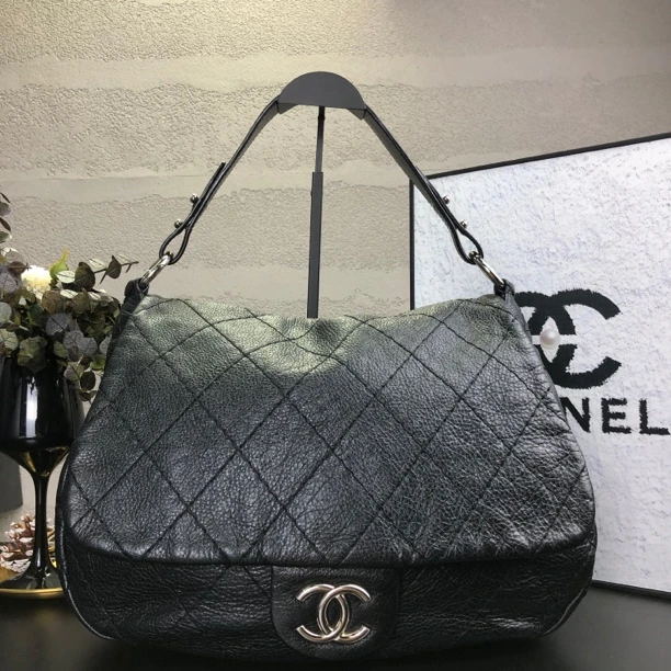 95新 Chanel/香奈儿 黑银牛皮cf机场hobo单肩包 底38 13开带卡尘