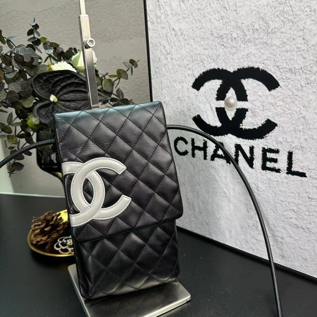 95新 Chanel/香奈儿 康鹏灰拼黑单肩斜挎手机包 9开 底长13