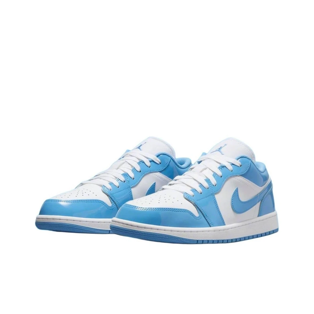 NIKE耐克AIR JORDAN 1男款漆皮北卡蓝aj1经典休闲板鞋FZ2138-114