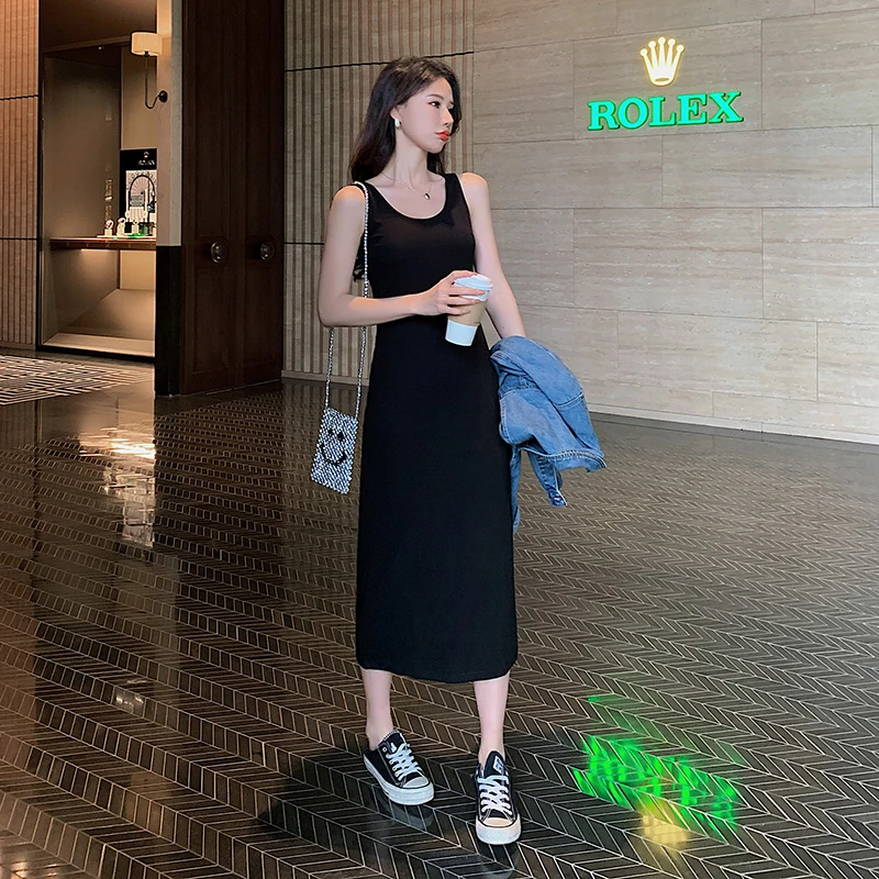 黑色吊带连衣裙女2025年春夏新款打底裙气质修身显瘦长款背心裙
