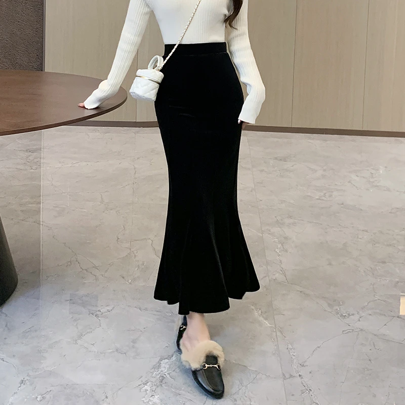 金丝绒半身裙黑色开叉长裙2025年秋冬款显瘦高腰复古中长款鱼尾裙