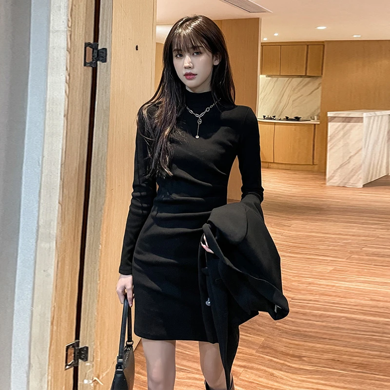 高级清冷干净女装秋冬配大衣内搭打底裙修身显瘦中长款黑色包臀裙