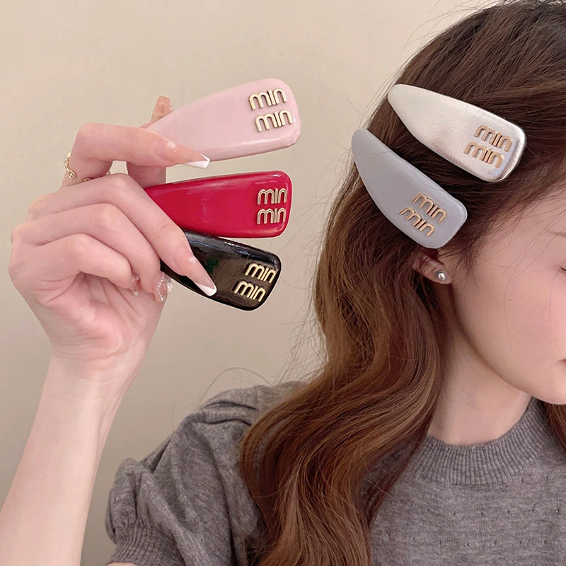 fever同款 2024新款高级小众BB夹发卡发饰侧边夹字母PU皮发夹女