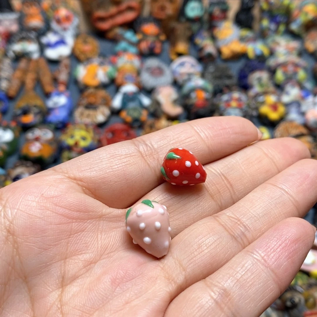 琉璃DIY印度尼西亚草莓一个