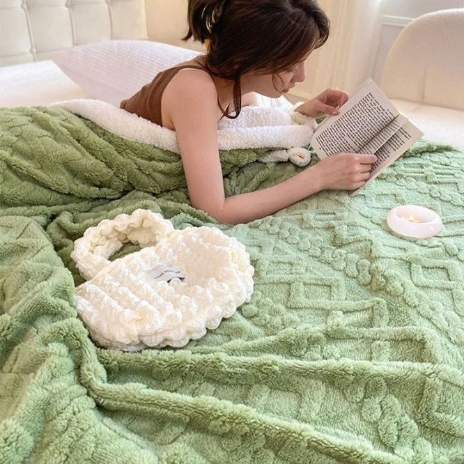 盖毯飞机毯单人毛毯多功能毯羊羔绒学生绒毯毯子盖毯午睡毯空调毯