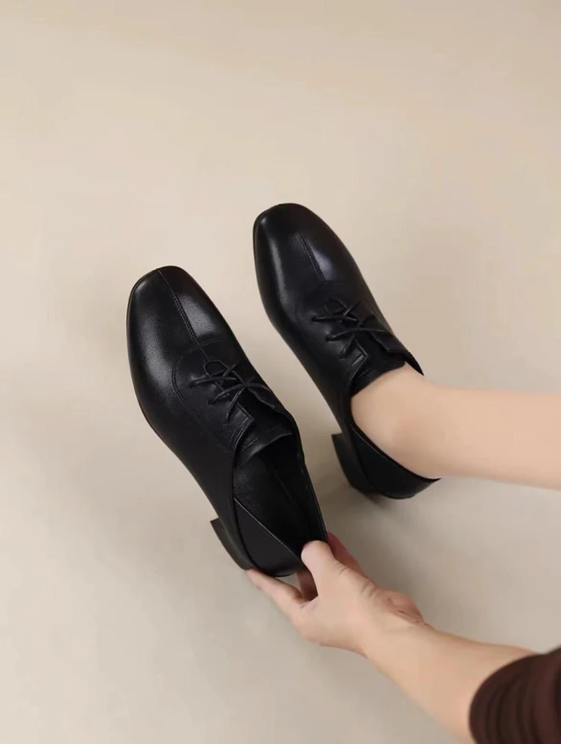 2024秋季新款舞蹈女鞋小皮鞋单鞋鞋女时尚女士妈妈鞋优雅百搭