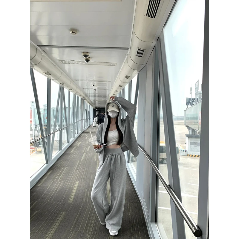 2024春季新款灰色长袖连帽开衫运动卫衣女内搭背心高腰休闲阔腿裤