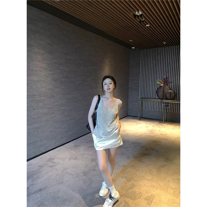 法式小众V领无袖气质背心上衣女2025夏季新款时尚高腰包臀半身裙