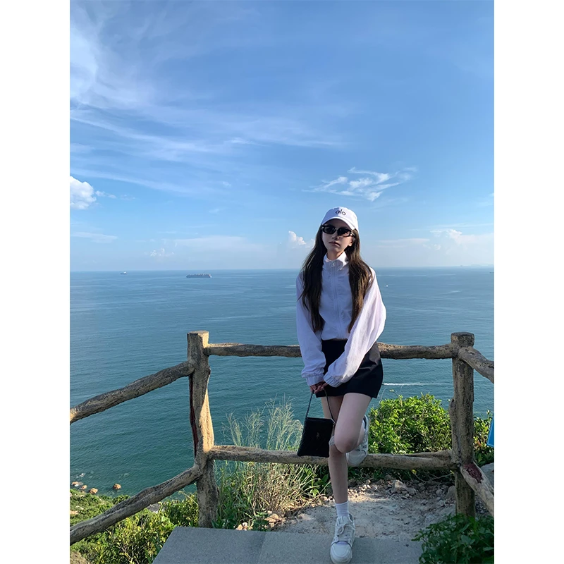 夏日清爽薄款防晒透气长袖衬衫上衣女2025新款高腰直筒黑色半身裙