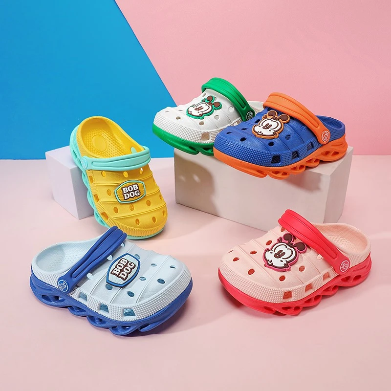 巴布豆儿童夏季洞洞鞋儿童拖鞋防滑中大童沙滩鞋303