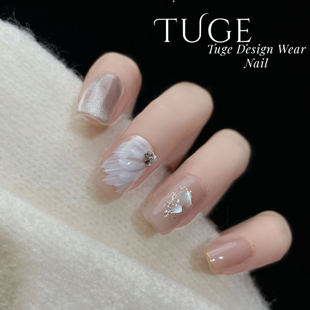 TugeNail“维多利亚”秋季高级感纯手绘羽毛设计师穿戴甲-芬达