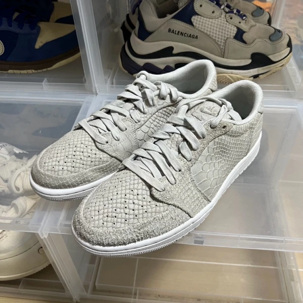 AJ1龙鳞 鞋码44/95新 872782-111