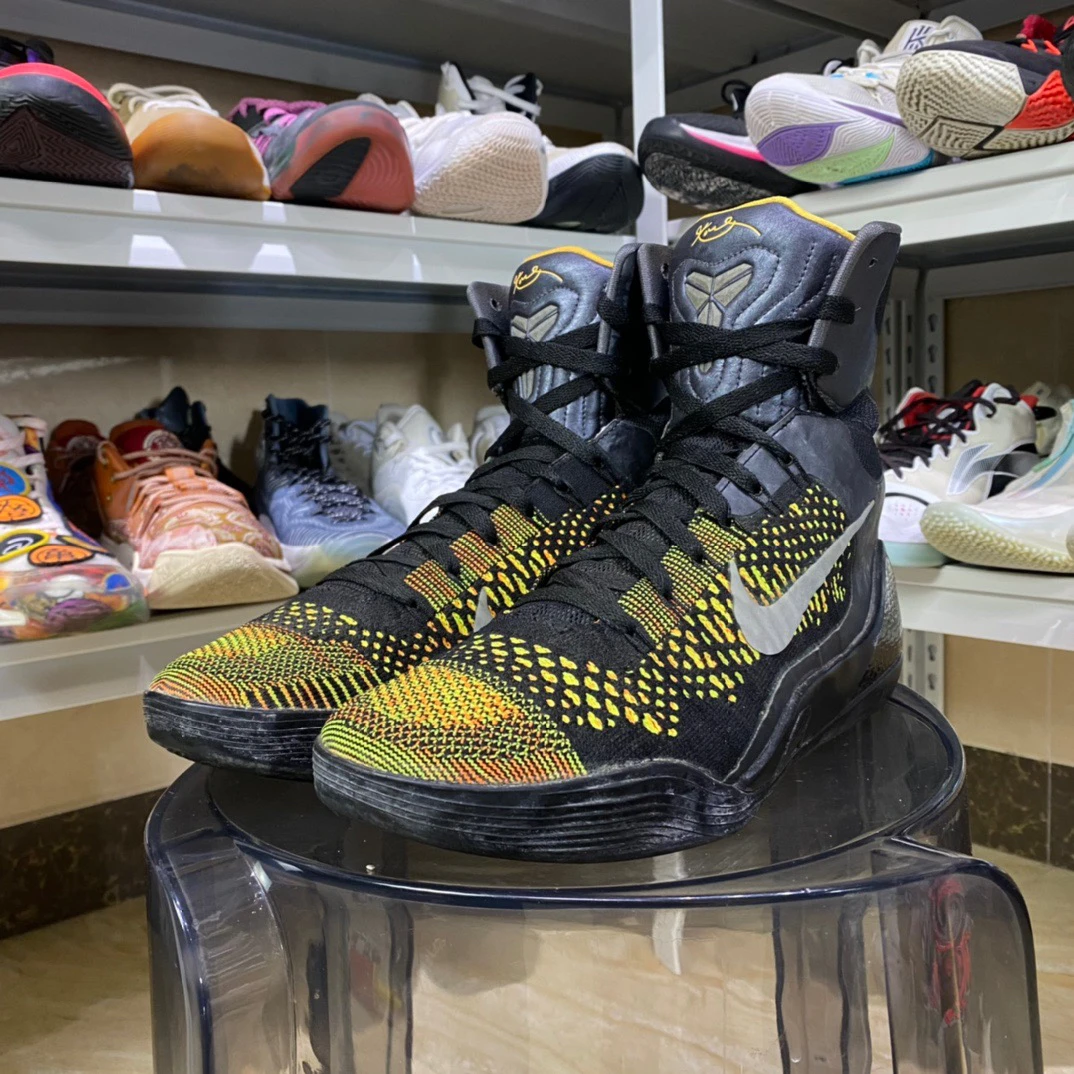 科比9黑黄 鞋码41/98新穿两次/公价3957 鞋标脱落 630847-004