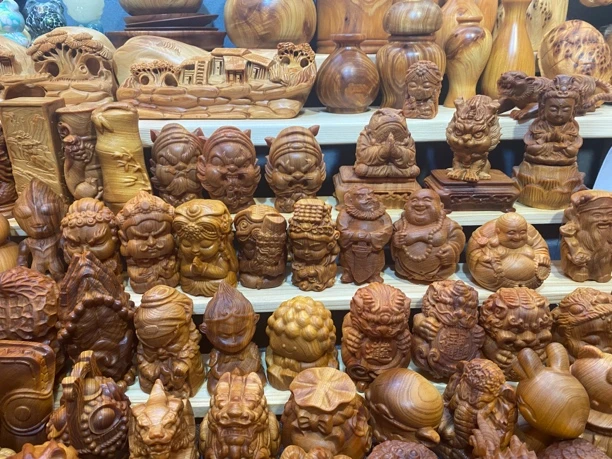 崖柏陈化料手把件摆件（一物一拍）