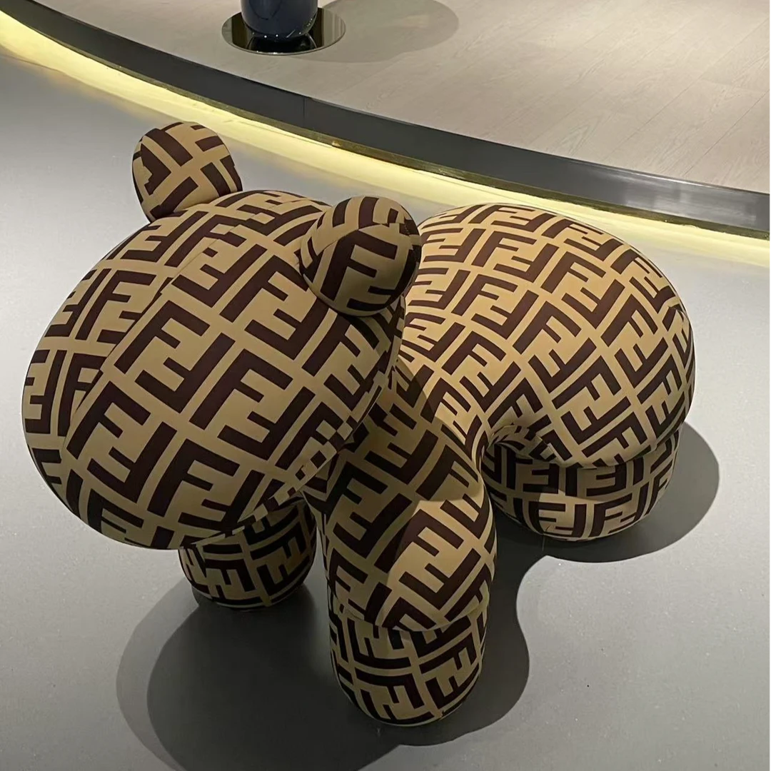 网红儿童凳小马椅现代卡通客厅摆件轻奢创意可爱座椅家用简约风格