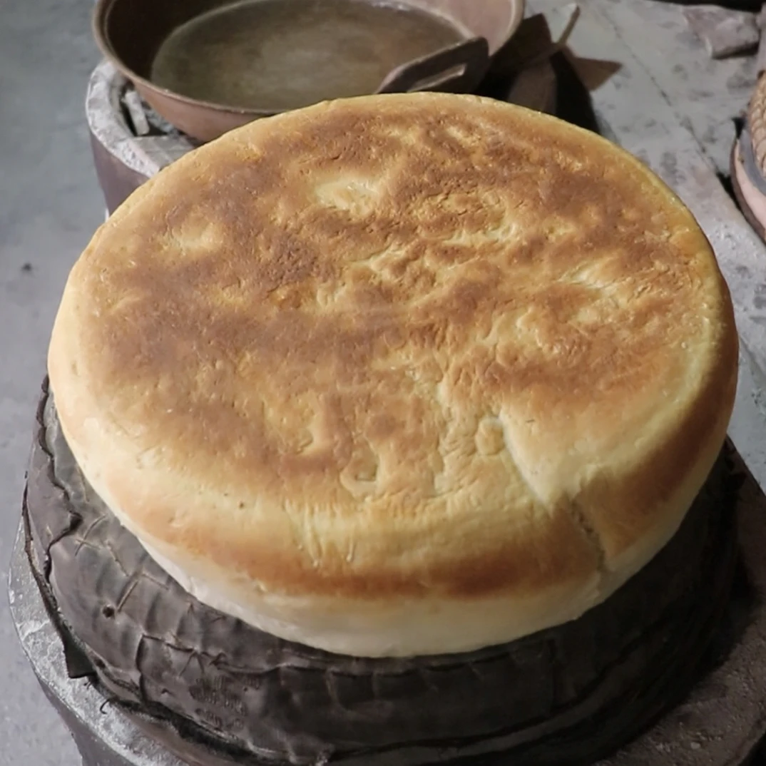 西和锅盔  甘肃锅盔 手工烤制 西和特色