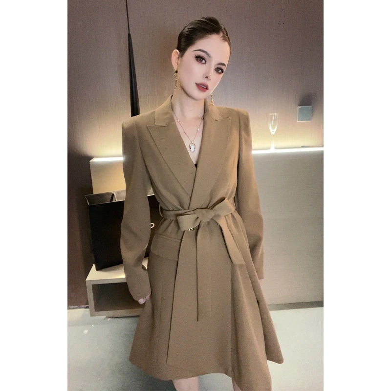 （特价）气质翻领拼接压褶连衣裙LYQ26832