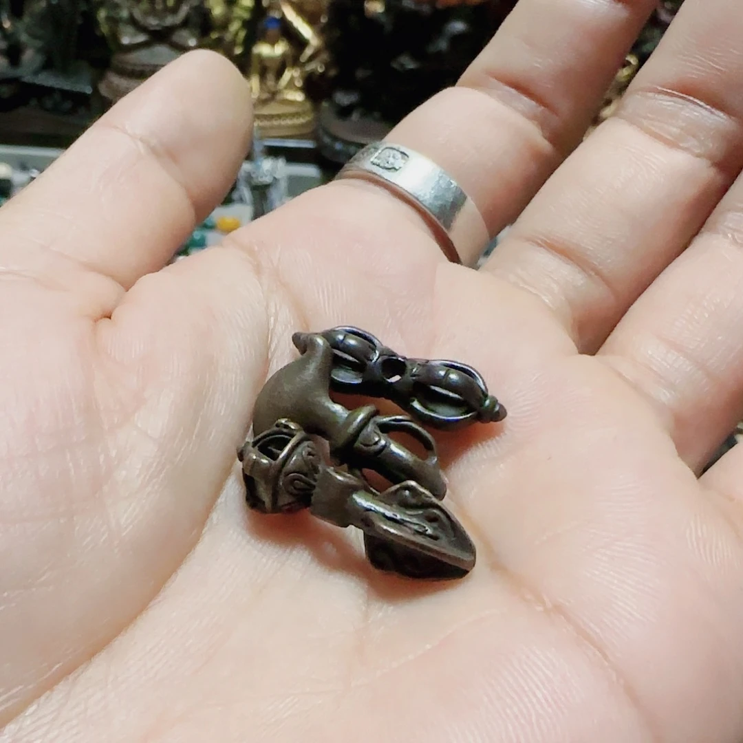 用****你牌………………………………………………………