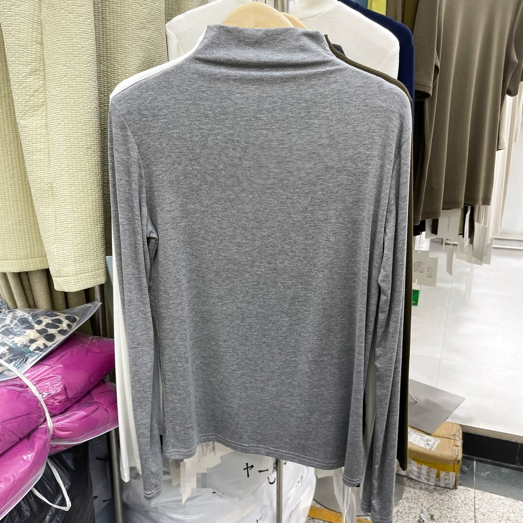 时尚简约圆领长袖t恤女春秋2024新款休闲百搭修身显瘦打底衫上衣