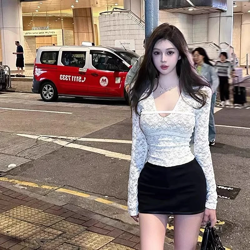 纯欲性感V领长袖T恤重工蕾丝修身打底上衣